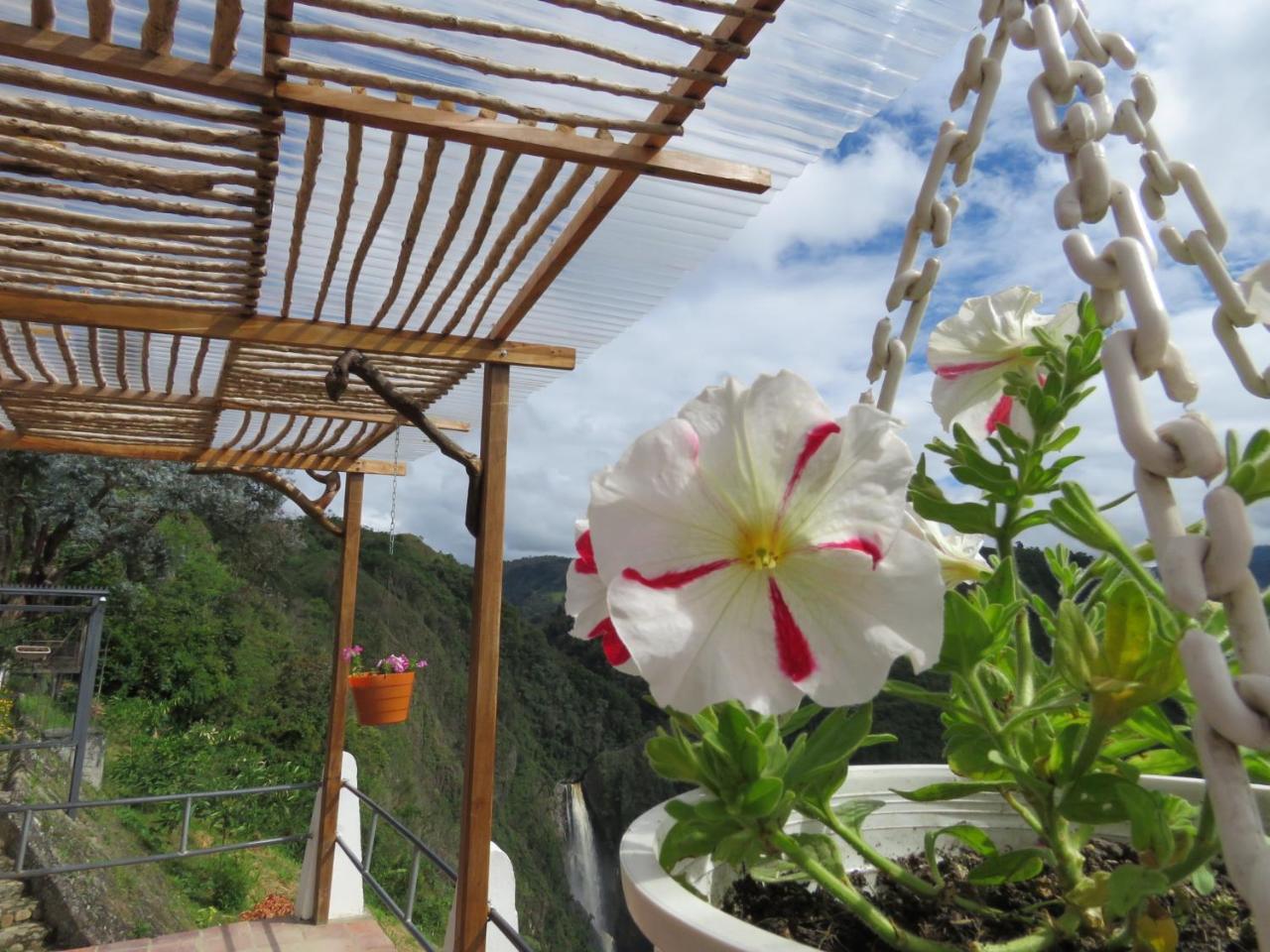 Ecohotel Bordones Isnos 外观 照片